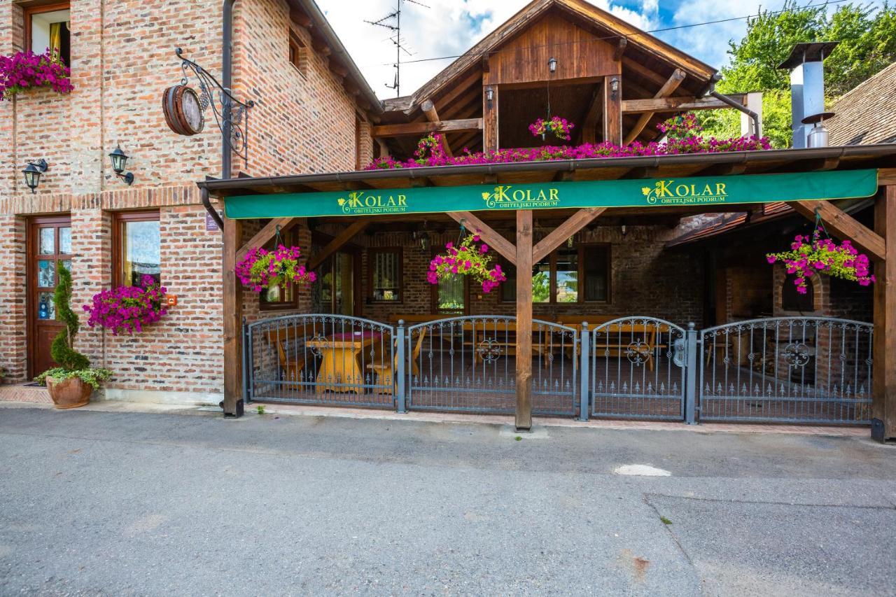 Podrumi Kolar "Suza Baranje" Knezevi Vinogradi Exterior photo